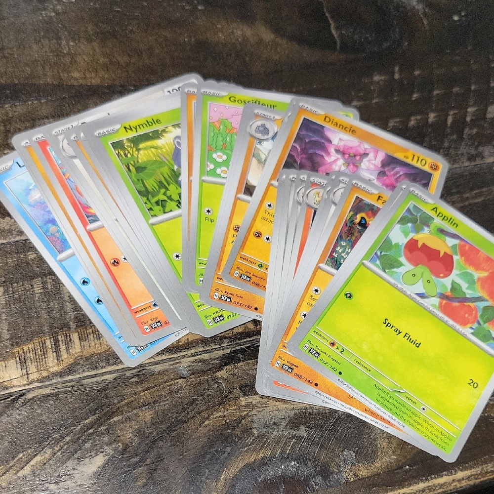 25 Base Pokemon Cards